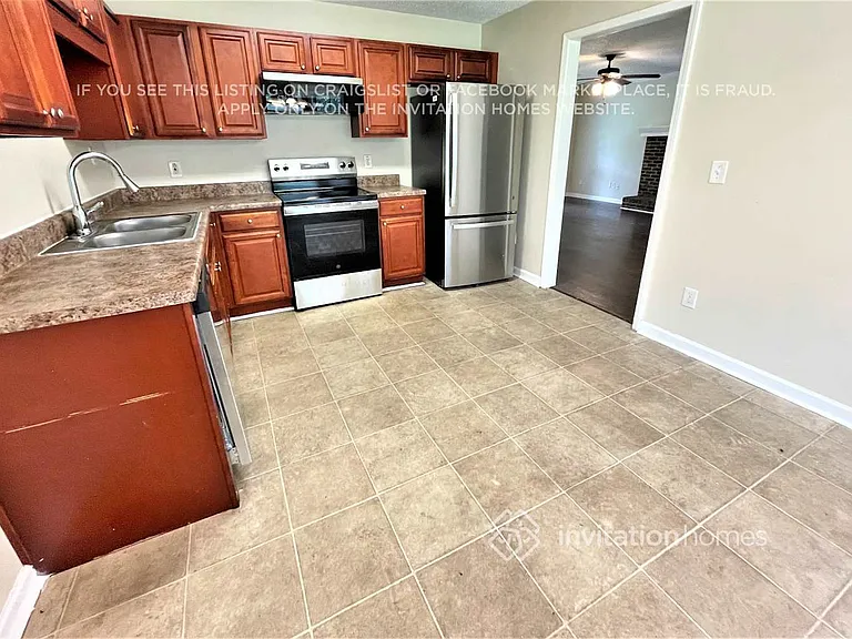 5261 Springtide Ln — Photo 4
