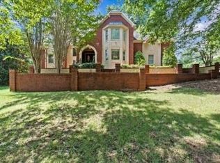 200 River Bluff Pkwy, Roswell, GA 30075