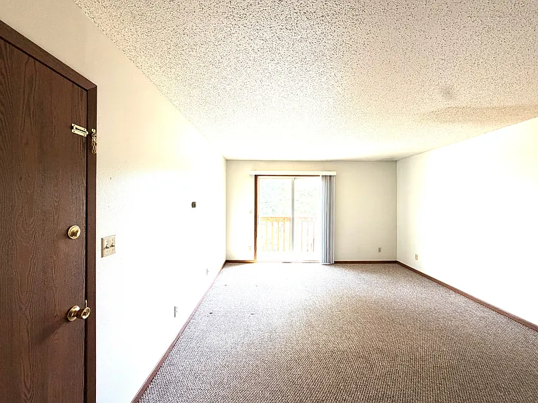 2601 Westwinds Dr — Photo 5