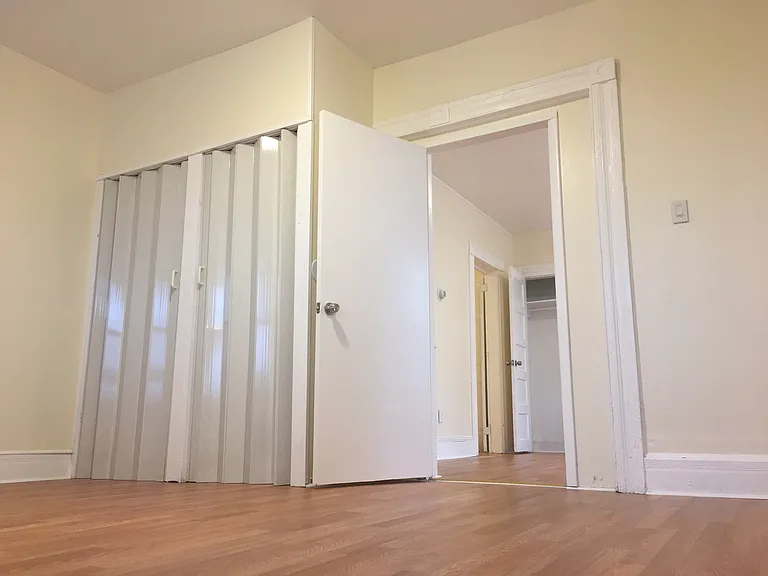 28 Cedar St #1 — Photo 11