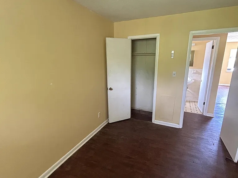 1003 Oak St #B — Photo 7