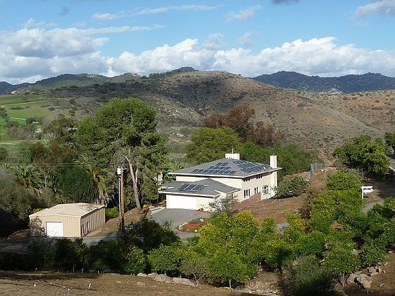 2nd image of 2690 Canyon Crest Dr