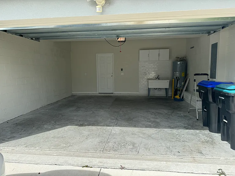 3587 Plainview Dr — Photo 49