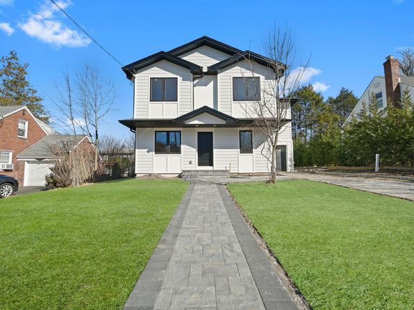 41 Crest Dr N, Cresskill, NJ 07626