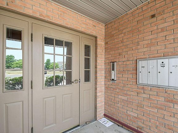 4th image of 5628 Harbourwatch Way APT 104