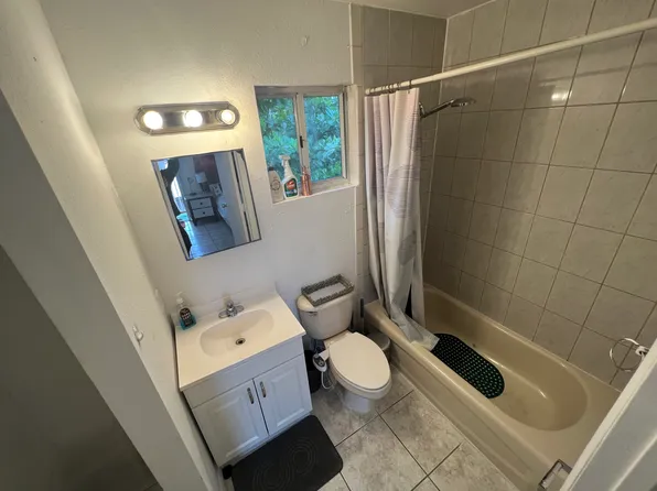 2921 SW 36th Ct Floor 2, Miami, FL 33133
