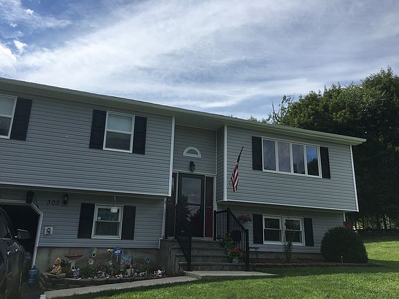 3rd image of 305 Cloverdale Ct