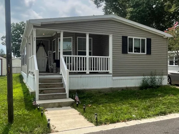 22 Cornwall Pl, Williamstown, NJ 08094