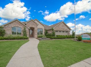 208 Chesapeake Dr, Forney, TX 75126