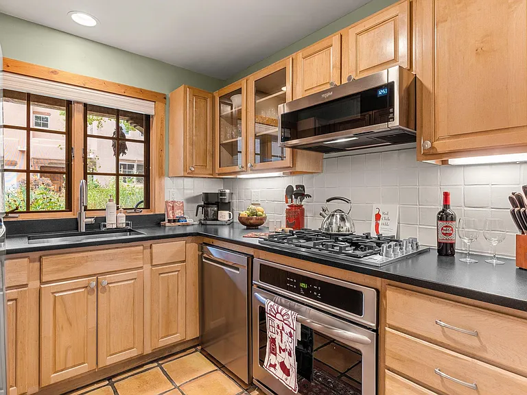 211 Rosario Blvd #5 — Photo 30