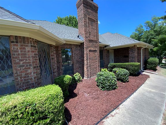 2nd image of 131 Honey Tree Ln
