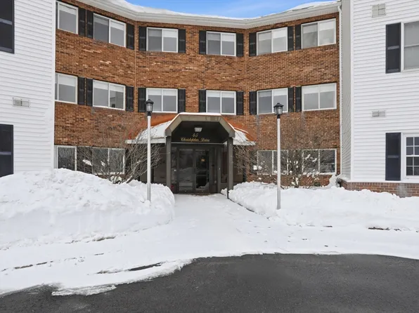45 Christopher Dr APT 106, Methuen, MA 01844