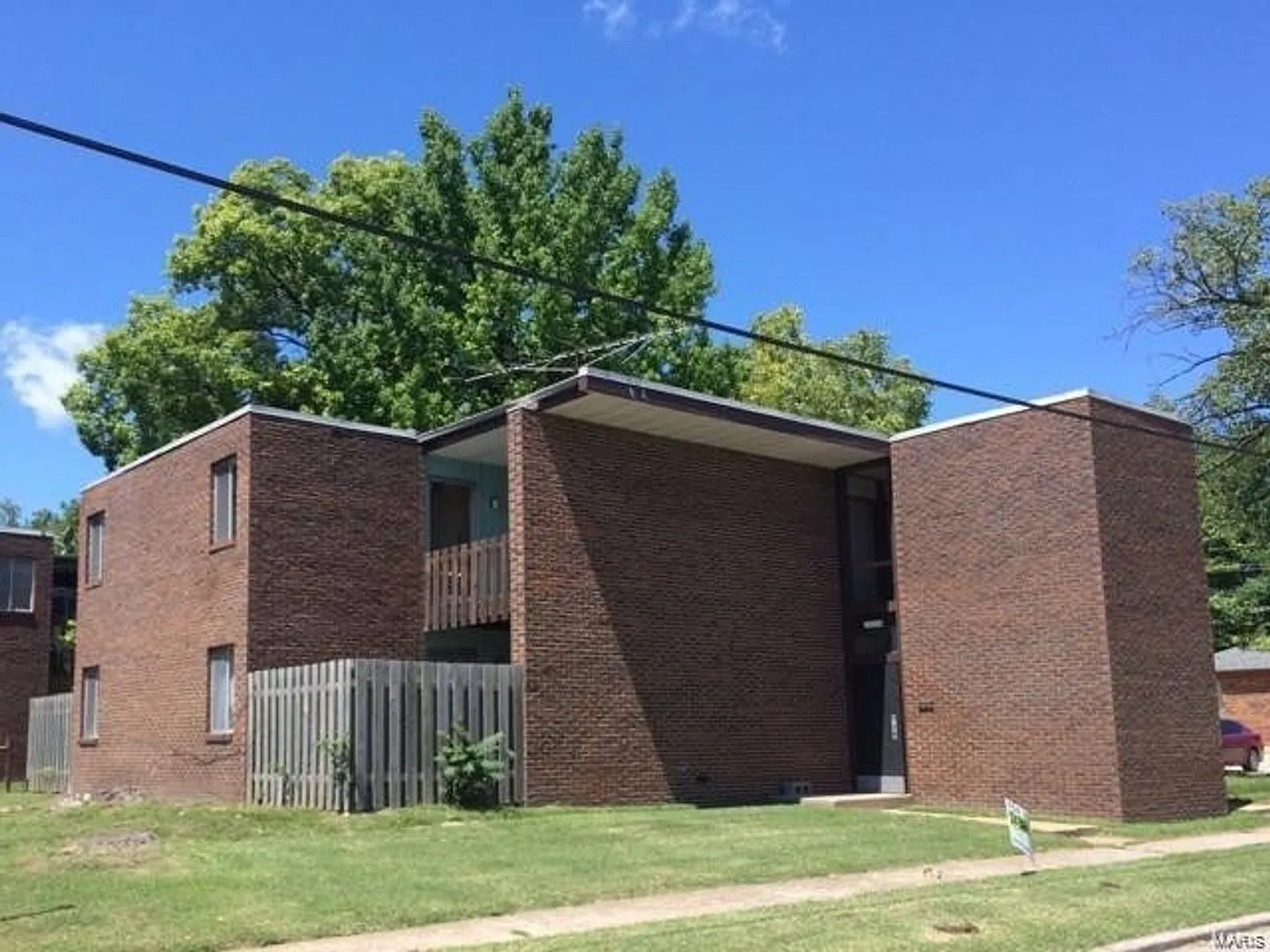 123 St. Louis Road — Photo 1