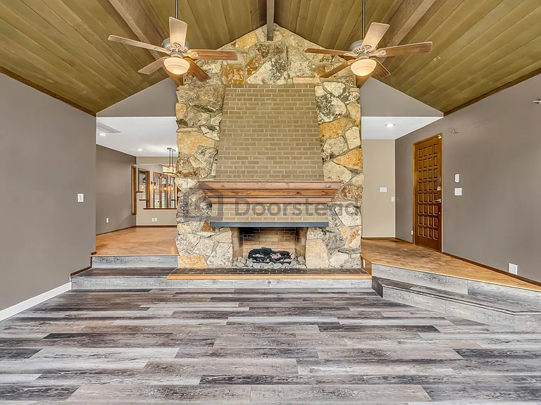 21805 SE 4th St — Photo 14