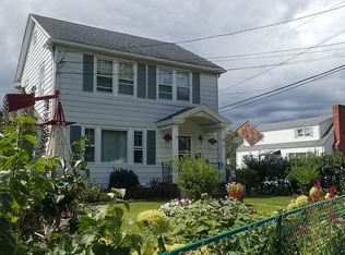 93 Soundview Ave, Stamford, CT 06902