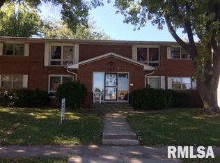 2319 Cherry Hills Dr, Springfield, IL 62704