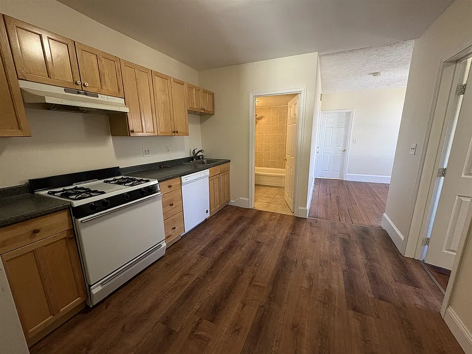 259 Beacon St