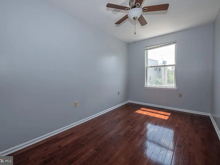1216 Ogden St — Photo 22