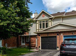 49 Longshire Cir, Ottawa, ON K2J 4K7