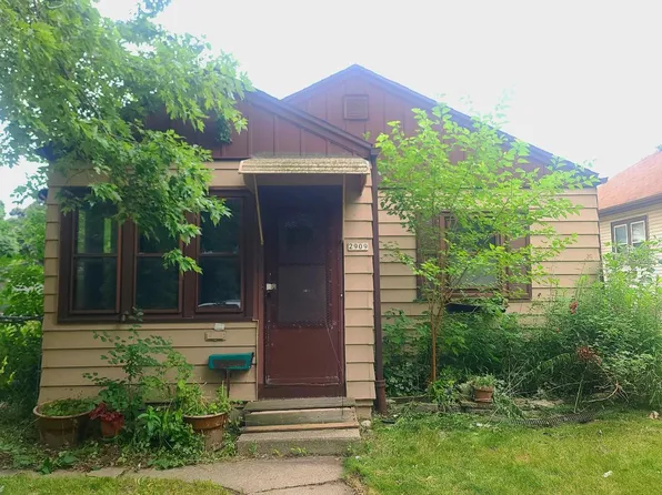 2909 West Fairmount AVENUE, Milwaukee, WI 53209