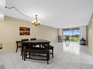 3300 W Rolling Hills Circle #610, Davie, FL 33328