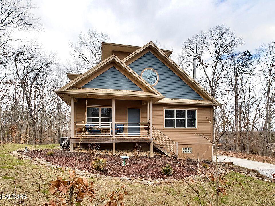 1st image of 225 Elizabeth Way