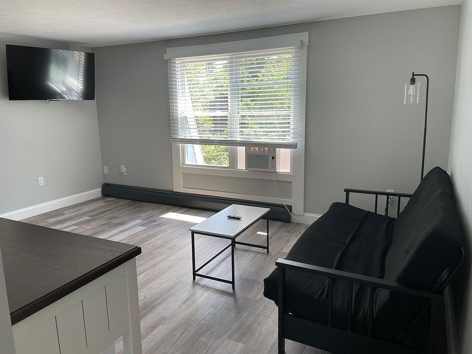 1st image of 12 Foote St #8