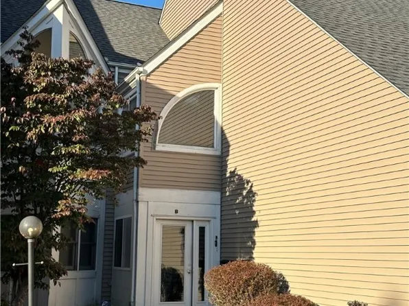 1006 Powers Ave APT 4, Youngstown, OH 44505