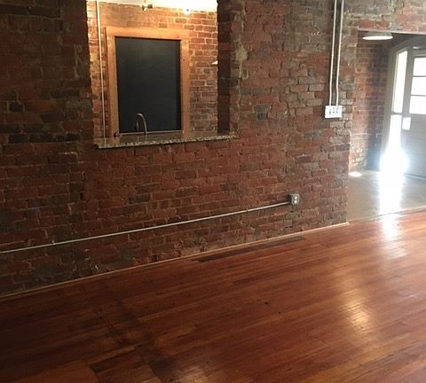 3rd image of 321 W Franklin St #1