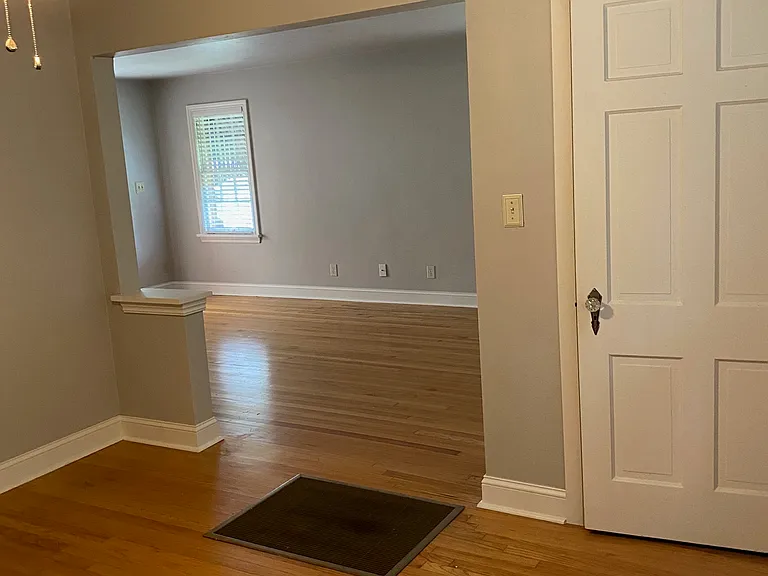 3716 N Shartel Ave — Photo 1