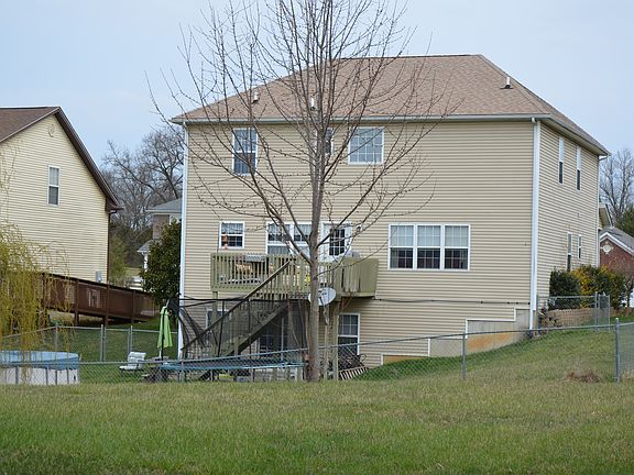 4th image of 117 Tuscany Ln