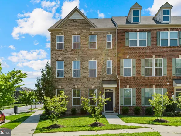 10899 Clerkenwell Aly, Waldorf, MD 20603