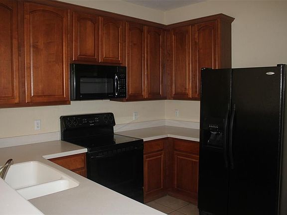 4th image of 6342 Daysbrook Dr Unit 101