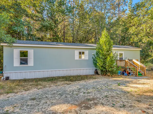 17550 Redwood Hwy, Selma, OR 97538