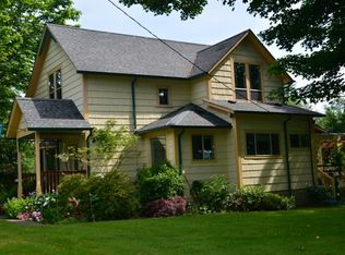 454 Middle Valley Rd, Skamokawa, WA 98647