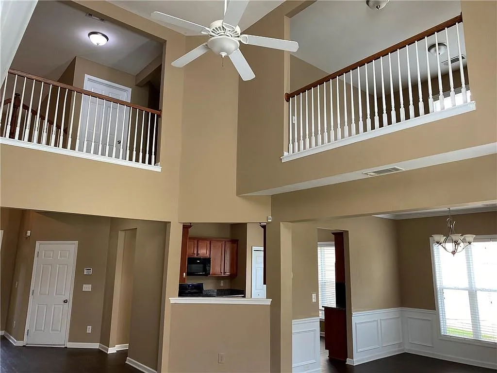 Building Photo - 5750 Carrington Pl