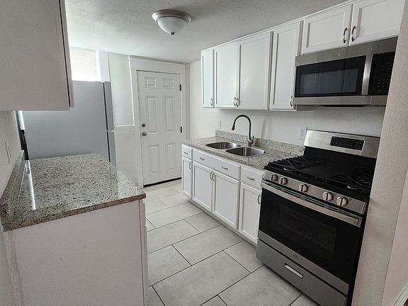 5th image of 1418 Kentucky St
