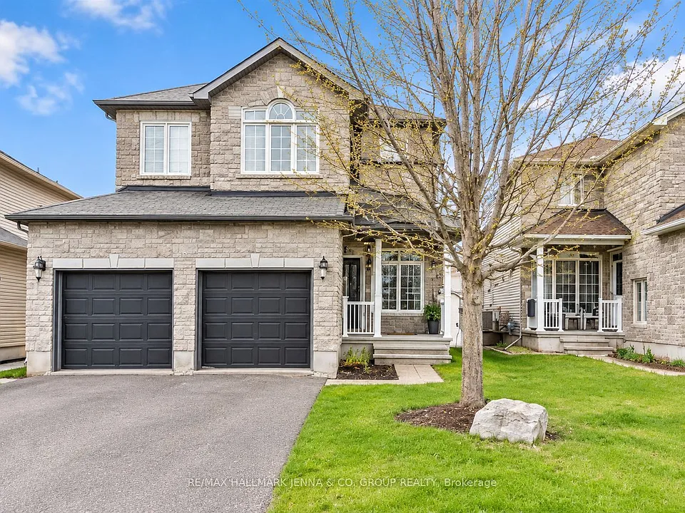 281 Topaze Cres