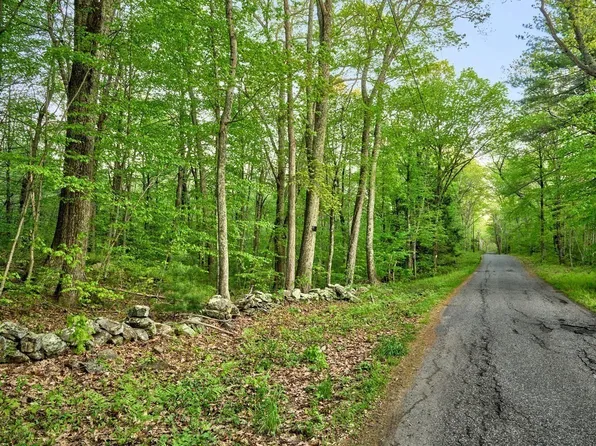 0 E Hill Rd, Monson, MA 01057