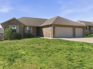 1070 E Lakota Street, Nixa, MO 65714