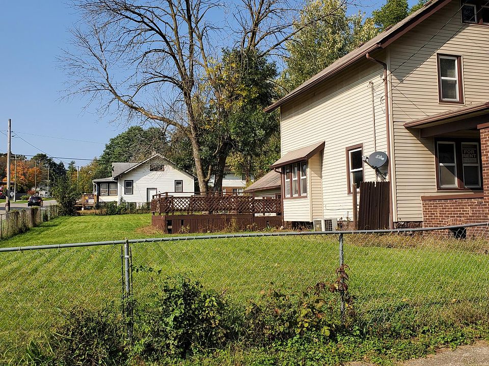 2nd image of 206 Oakley Ave