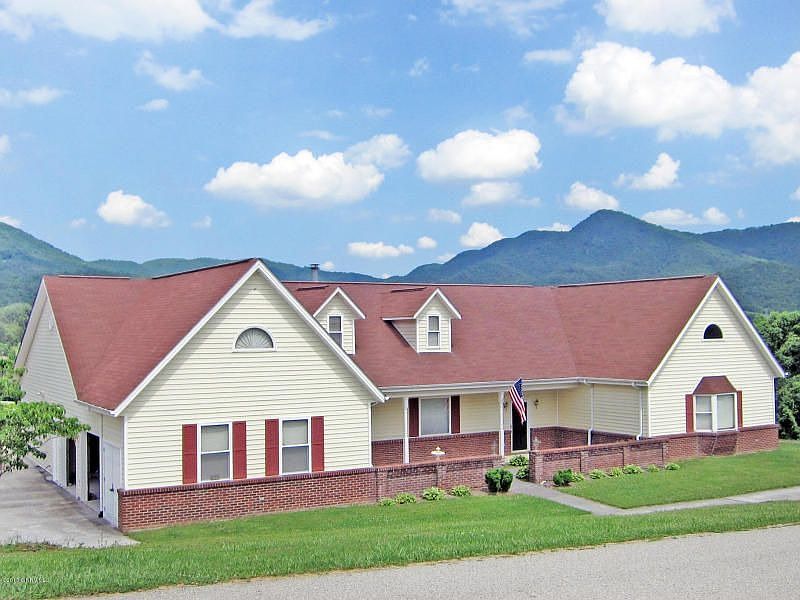 1st image of 1795 Saint Andrews Cir