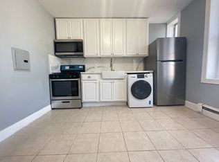 21-23 E 17th St #8E, Bayonne, NJ 07002