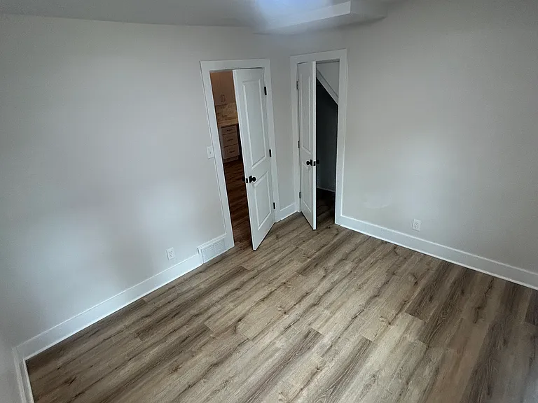 1317 Beech St — Photo 5