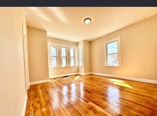 299 Cedar St #1, New Bedford, MA 02740