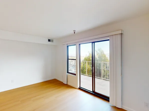 2033 Castro St #11A, San Francisco, CA 94131