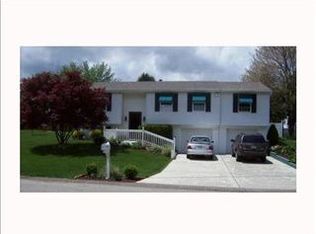 104 Oberlin Dr, Butler, PA