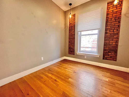 Rented by Doorway NYC, LLC | media 22