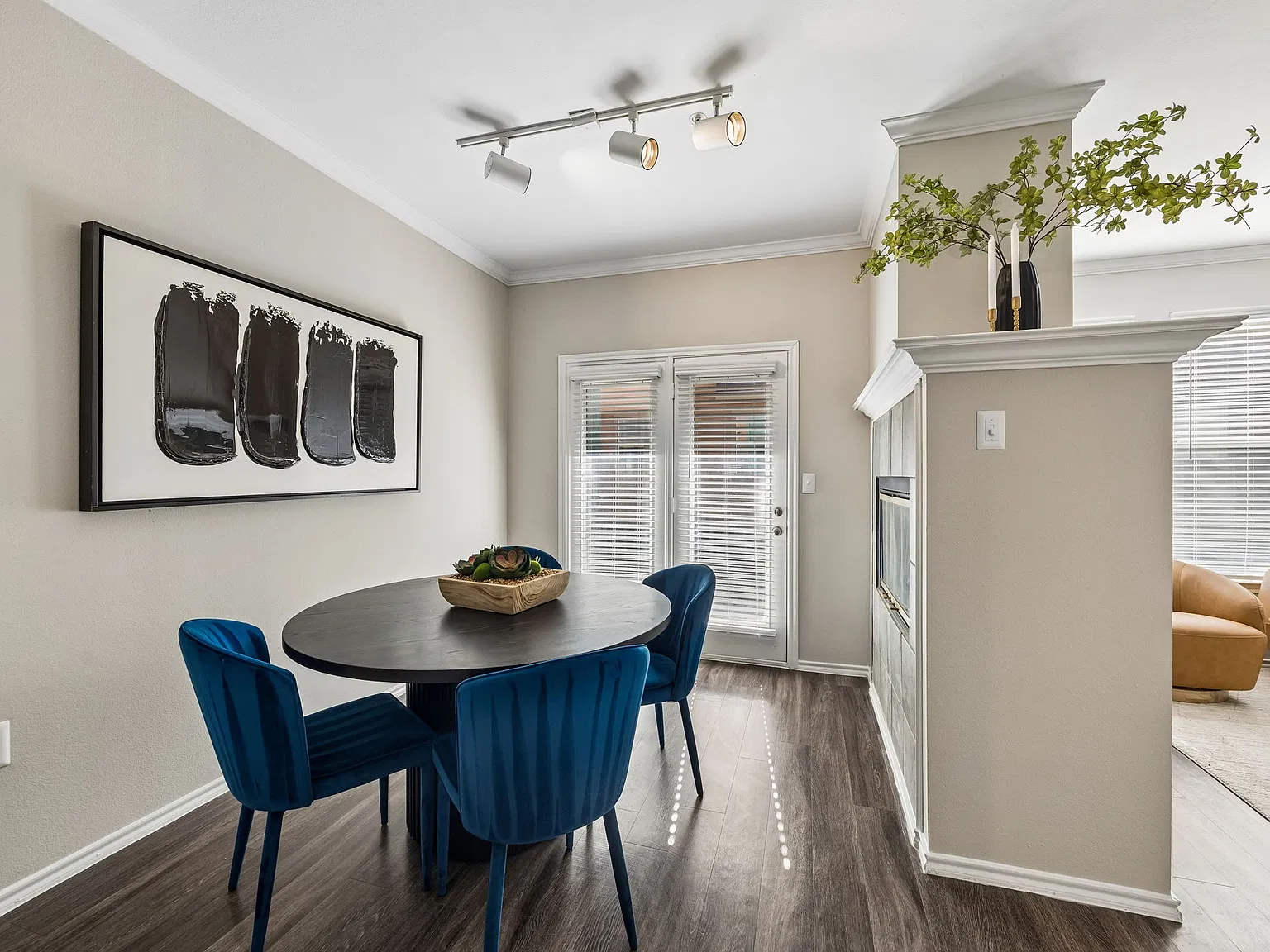 Reserve at White Rock — Photo 4