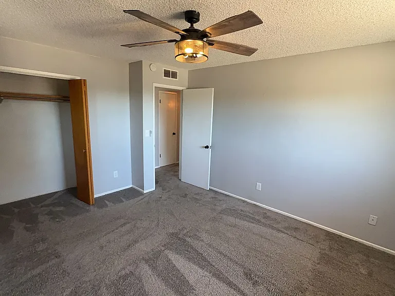 11586 S Smith Ave — Photo 8